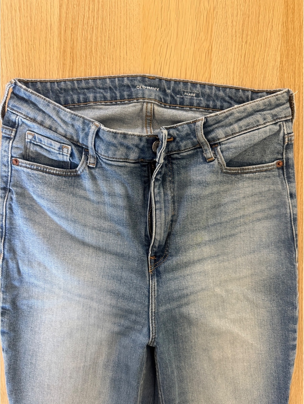 Old Navy Denim Lot Size 10 Mid & High Rise Kicker Bootcut Flare Jeans (3 Pairs) - Picture 7 of 7